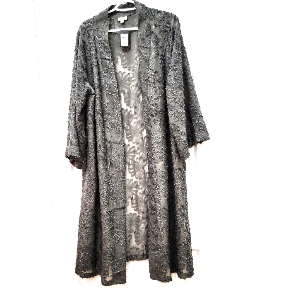 ``C25737 NWT Avenue Jacket Burnout